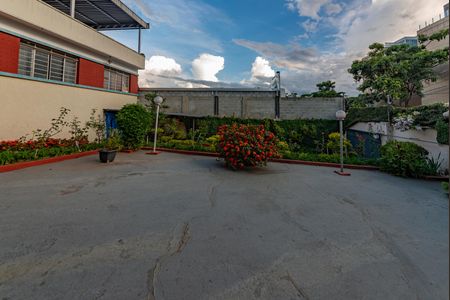 Casa à venda com 161m², 3 quartos e 4 vagas Casa à venda com 161m², 3 quartos e 4 vagasJardim - Quintal