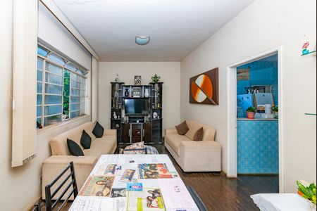 Casa à venda com 161m², 3 quartos e 4 vagas Casa à venda com 161m², 3 quartos e 4 vagasSala 1