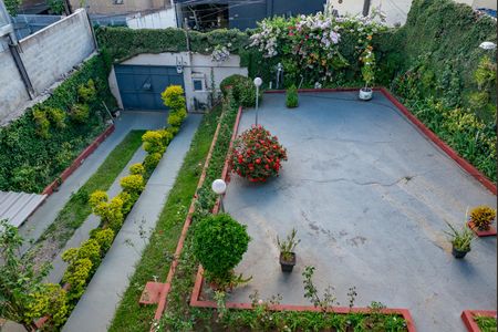 Casa à venda com 161m², 3 quartos e 4 vagas Casa à venda com 161m², 3 quartos e 4 vagasJardim - Quintal