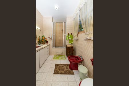 Casa à venda com 161m², 3 quartos e 4 vagas Casa à venda com 161m², 3 quartos e 4 vagasBanheiro Social