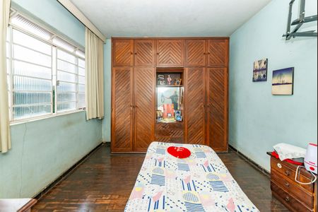 Casa à venda com 161m², 3 quartos e 4 vagas Casa à venda com 161m², 3 quartos e 4 vagasQuarto 3