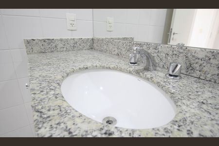 Apartamento para alugar com 270m², 3 quartos e 3 vagas Apartamento para alugar com 270m², 3 quartos e 3 vagasBanheiro 2