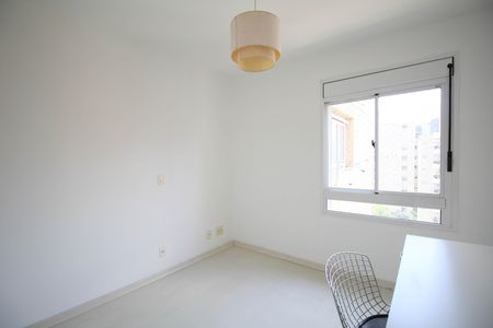 Apartamento para alugar com 270m², 3 quartos e 3 vagas Apartamento para alugar com 270m², 3 quartos e 3 vagasQuarto 3