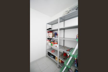 Apartamento para alugar com 270m², 3 quartos e 3 vagas Apartamento para alugar com 270m², 3 quartos e 3 vagasQuarto de Serviço