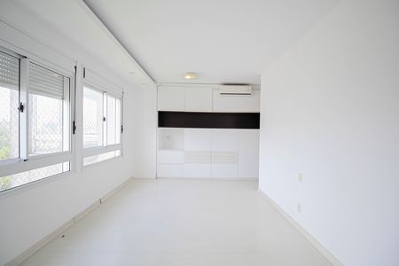 Apartamento para alugar com 270m², 3 quartos e 3 vagas Apartamento para alugar com 270m², 3 quartos e 3 vagasSuíte 1