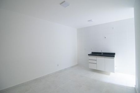 Apartamento à venda com 44m², 2 quartos e sem vagaSala/Cozinha