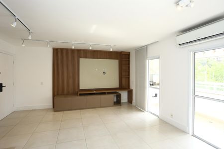 Apartamento à venda com 81m², 2 quartos e 2 vagasSala