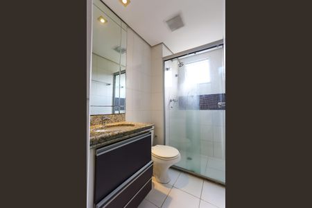 Apartamento à venda com 81m², 2 quartos e 2 vagasBanheiro da Suíte 1