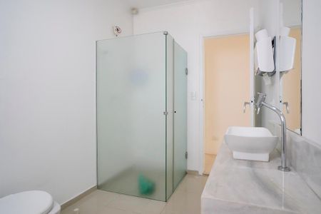 Casa à venda com 495m², 3 quartos e 5 vagasBanheiro