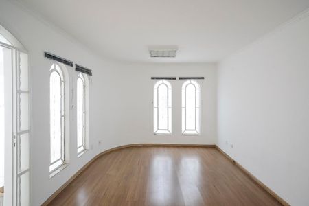 Casa à venda com 495m², 3 quartos e 5 vagasSala