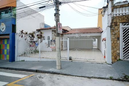 Casa à venda com 495m², 3 quartos e 5 vagasFachada + plaquinha