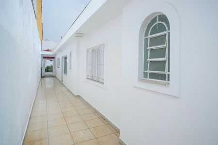Casa à venda com 495m², 3 quartos e 5 vagasCorredor