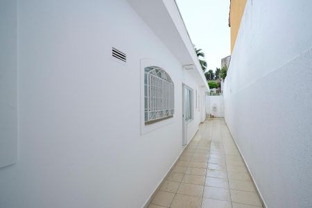 Casa à venda com 495m², 3 quartos e 5 vagasCorredor