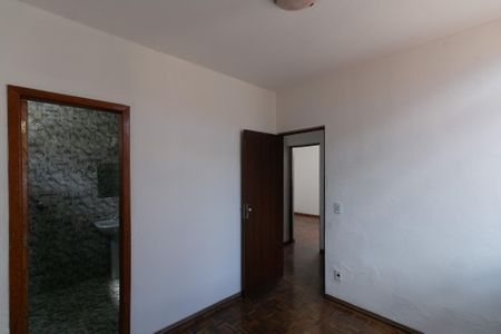 Apartamento à venda com 103m², 3 quartos e sem vaga Apartamento à venda com 103m², 3 quartos e sem vagaSuite