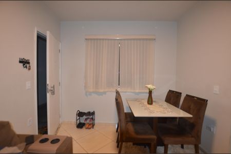 Apartamento para alugar com 60m², 2 quartos e sem vagaSala