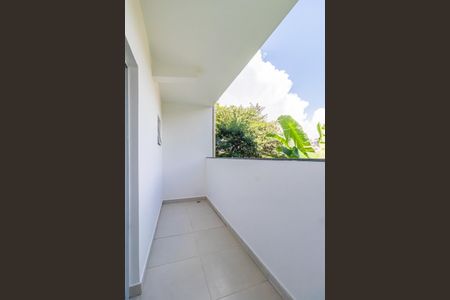 Casa para alugar com 60m², 1 quarto e 1 vaga Casa para alugar com 60m², 1 quarto e 1 vagaVaranda