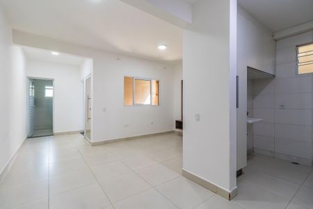 Casa para alugar com 60m², 1 quarto e 1 vaga Casa para alugar com 60m², 1 quarto e 1 vagaSala
