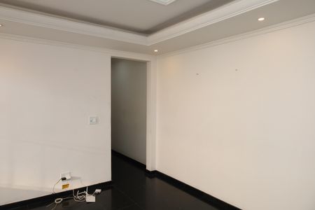 Apartamento para alugar com 75m², 2 quartos e 1 vagaSala