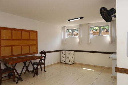 Apartamento para alugar com 75m², 2 quartos e 1 vagaÁrea comum - Salão de festas