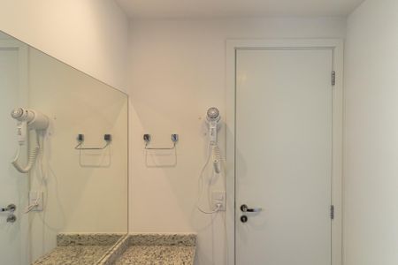 Studio para alugar com 32m², 1 quarto e sem vaga Studio para alugar com 32m², 1 quarto e sem vagaBanheiro