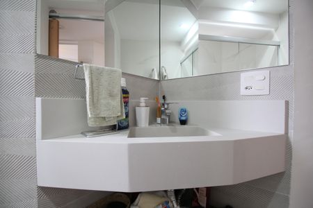 Apartamento para alugar com 80m², 2 quartos e 2 vagasBanheiro