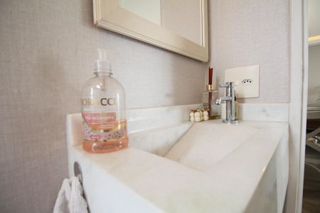 Apartamento para alugar com 80m², 2 quartos e 2 vagasLavabo