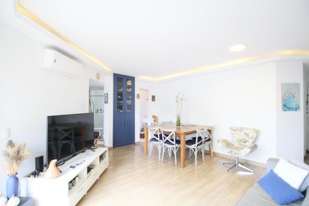 Apartamento para alugar com 80m², 2 quartos e 2 vagasSala