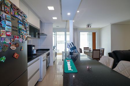 Apartamento à venda com 79m², 3 quartos e 2 vagas Apartamento à venda com 79m², 3 quartos e 2 vagasCozinha