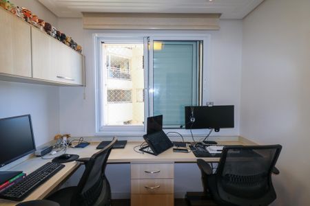 Apartamento à venda com 79m², 3 quartos e 2 vagas Apartamento à venda com 79m², 3 quartos e 2 vagasQuarto 2