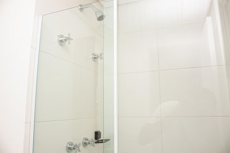 Apartamento para alugar com 61m², 2 quartos e 1 vaga Apartamento para alugar com 61m², 2 quartos e 1 vagaBanheiro