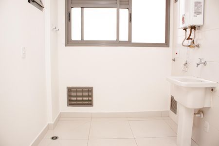 Apartamento para alugar com 61m², 2 quartos e 1 vaga Apartamento para alugar com 61m², 2 quartos e 1 vagaÁrea de Serviço