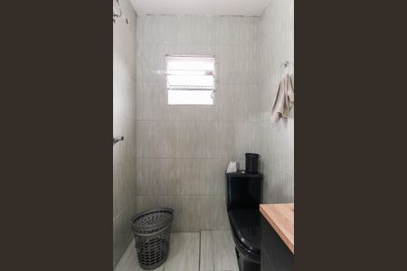 Casa à venda com 228m², 4 quartos e 1 vagaBanheiro da Suíte