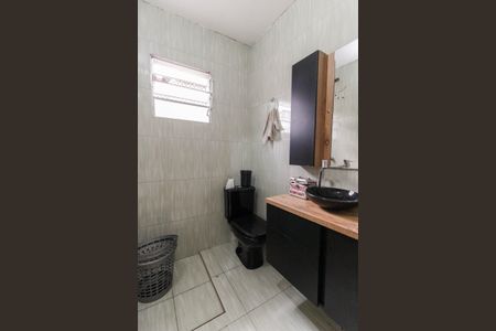 Casa à venda com 228m², 4 quartos e 1 vagaBanheiro da Suíte