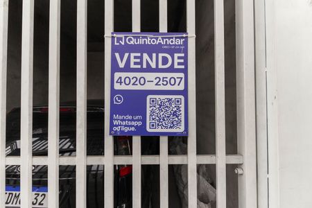 Casa à venda com 228m², 4 quartos e 1 vagaPlaquinha