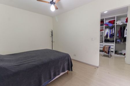 Casa à venda com 228m², 4 quartos e 1 vagaSuíte