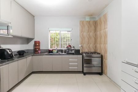 Casa à venda com 228m², 4 quartos e 1 vagaCozinha