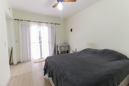 Casa à venda com 228m², 4 quartos e 1 vagaSuíte