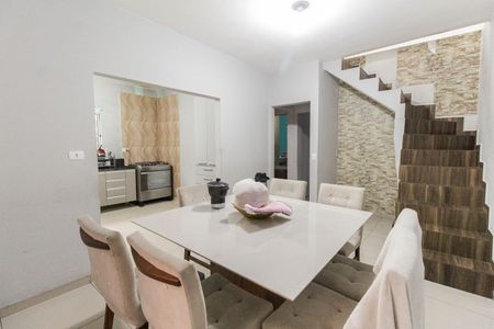 Casa à venda com 228m², 4 quartos e 1 vagaCopa