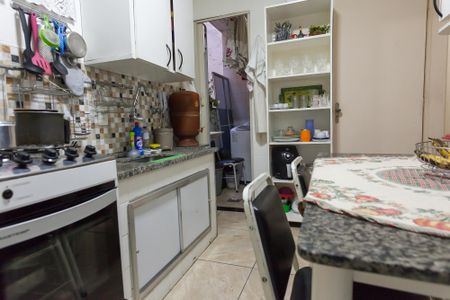 Apartamento à venda com 66m², 2 quartos e sem vagaCozinha