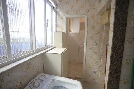 Apartamento à venda com 103m², 3 quartos e 1 vagaÁrea de Serviço