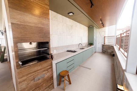 Apartamento à venda com 420m², 4 quartos e 4 vagas Apartamento à venda com 420m², 4 quartos e 4 vagasCozinha e Churrasqueira