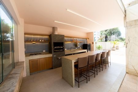 Apartamento à venda com 420m², 4 quartos e 4 vagas Apartamento à venda com 420m², 4 quartos e 4 vagasÁrea comum - Salão de festas