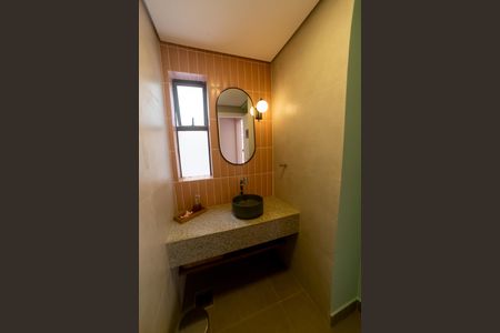 Apartamento à venda com 420m², 4 quartos e 4 vagas Apartamento à venda com 420m², 4 quartos e 4 vagasÁrea comum - Banheiro do Salão de festasalão de festas