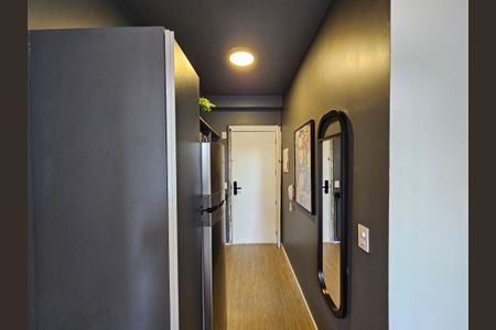 Studio para alugar com 25m², 1 quarto e sem vaga Studio para alugar com 25m², 1 quarto e sem vagaCorredor