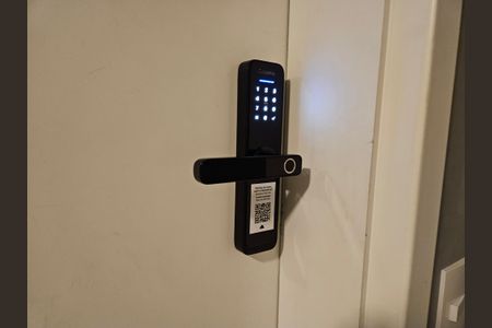 Studio para alugar com 25m², 1 quarto e sem vaga Studio para alugar com 25m², 1 quarto e sem vagaFechadura eletrônica