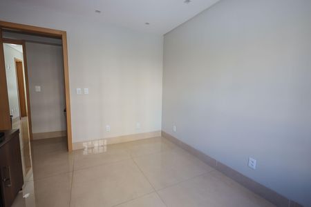 Apartamento à venda com 156m², 4 quartos e 2 vagas Apartamento à venda com 156m², 4 quartos e 2 vagasQuarto 1