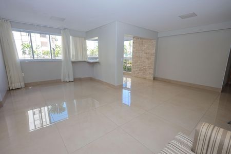Apartamento à venda com 156m², 4 quartos e 2 vagas Apartamento à venda com 156m², 4 quartos e 2 vagasSala