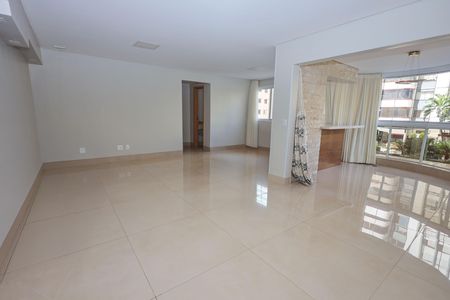 Apartamento à venda com 156m², 4 quartos e 2 vagas Apartamento à venda com 156m², 4 quartos e 2 vagasSala
