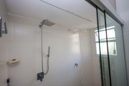 Apartamento à venda com 156m², 4 quartos e 2 vagas Apartamento à venda com 156m², 4 quartos e 2 vagasBanheiro da Suíte 2