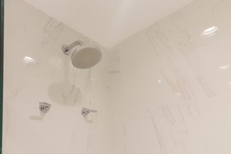 Apartamento para alugar com 141m², 2 quartos e 2 vagas Apartamento para alugar com 141m², 2 quartos e 2 vagasBanheiro